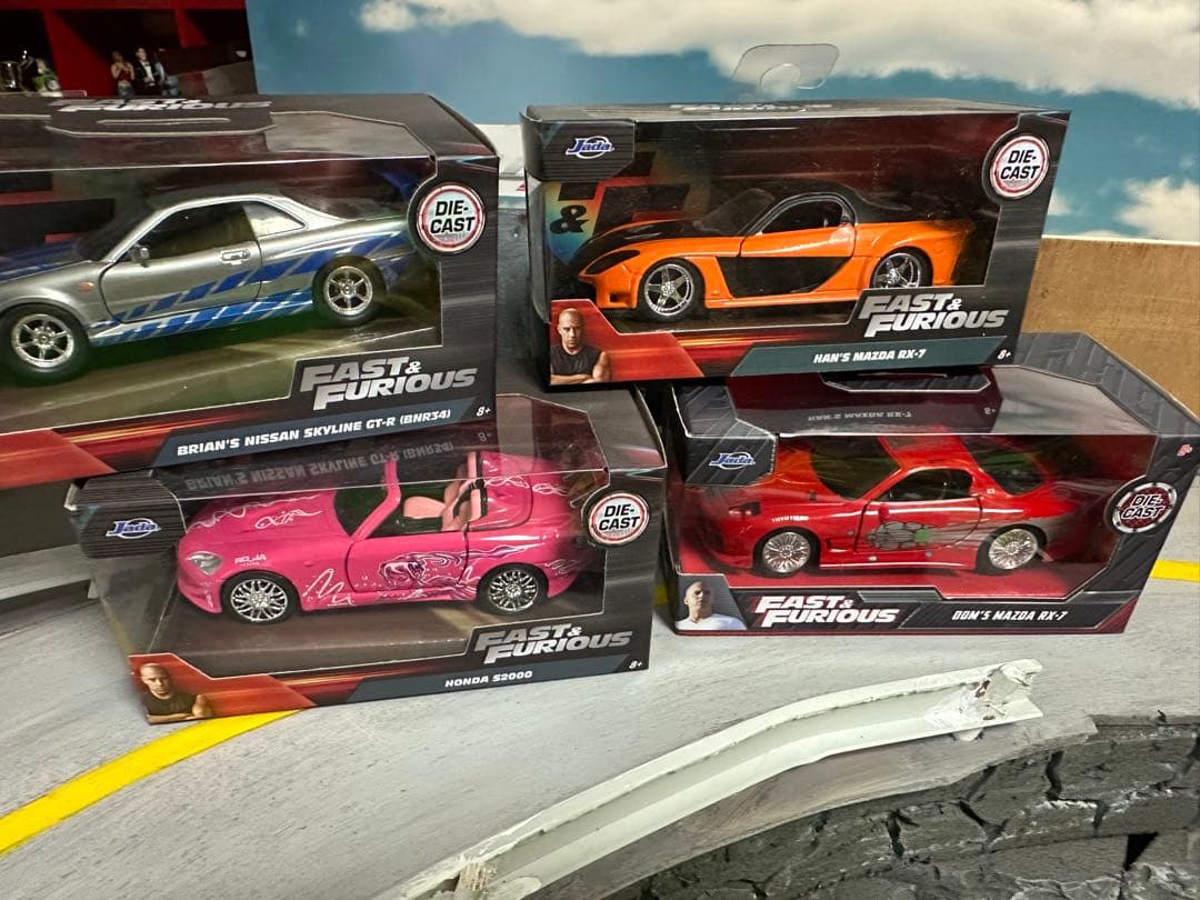 ワイルドスピード　1/32 ミニカー4台セット