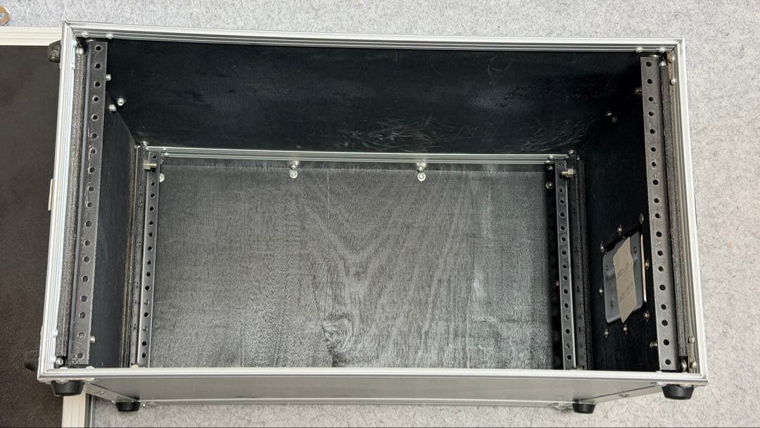 CLASSIC PRO CPR6UE 6Uラックケース 2Uブランクパネル付き