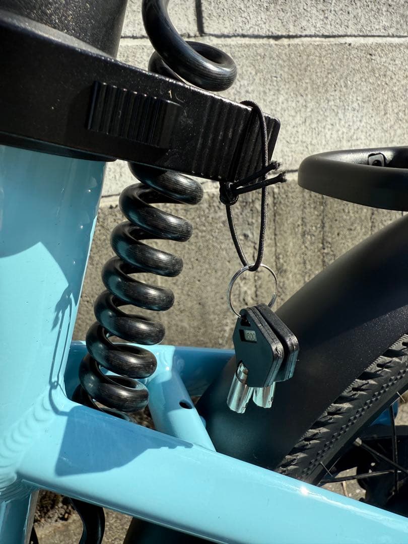 Air 20 Ultra ADO 折りたたみ電動アシスト自転車