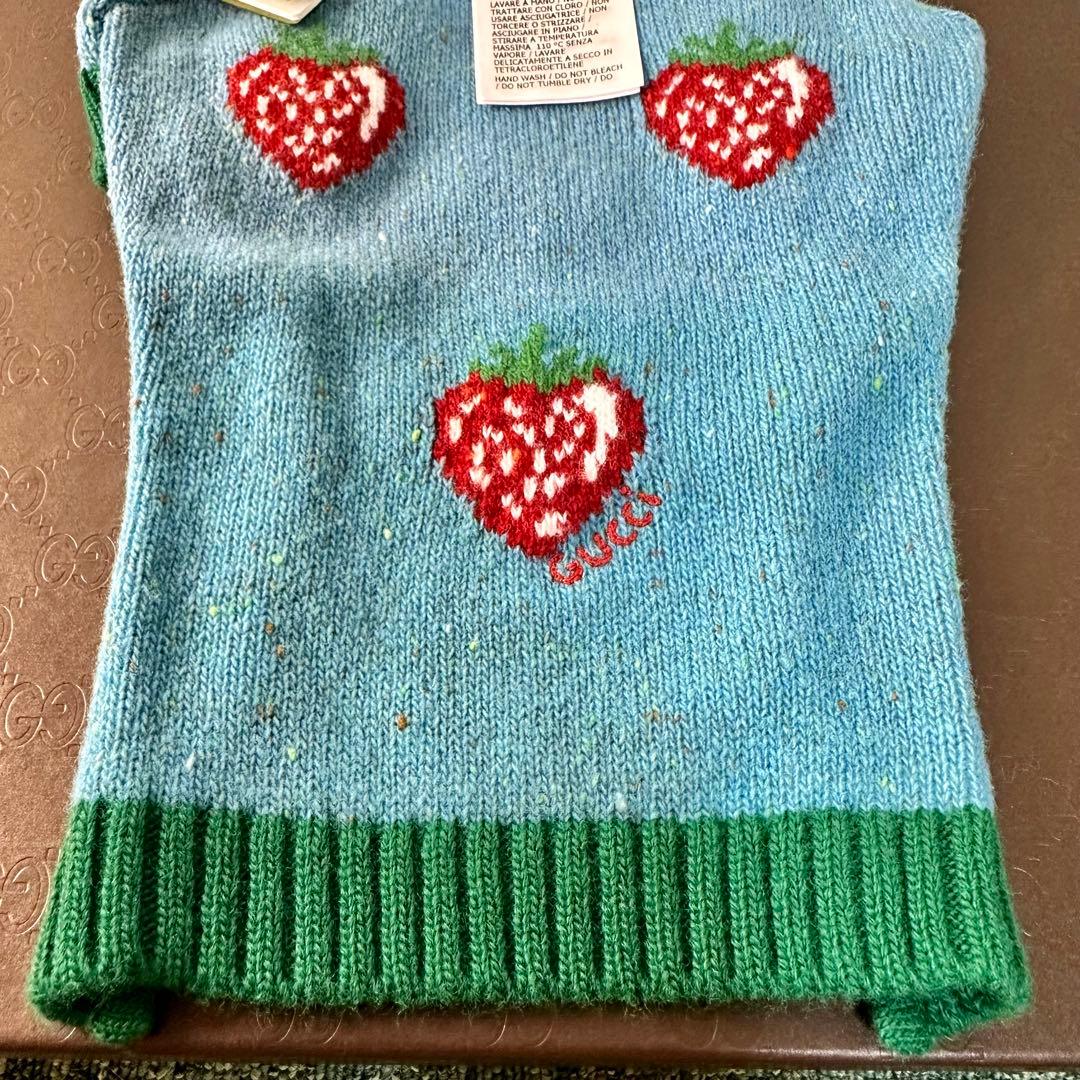 GUCCI グッチ 犬 ペット用 ニット セーター イチゴ柄 XSサイズ