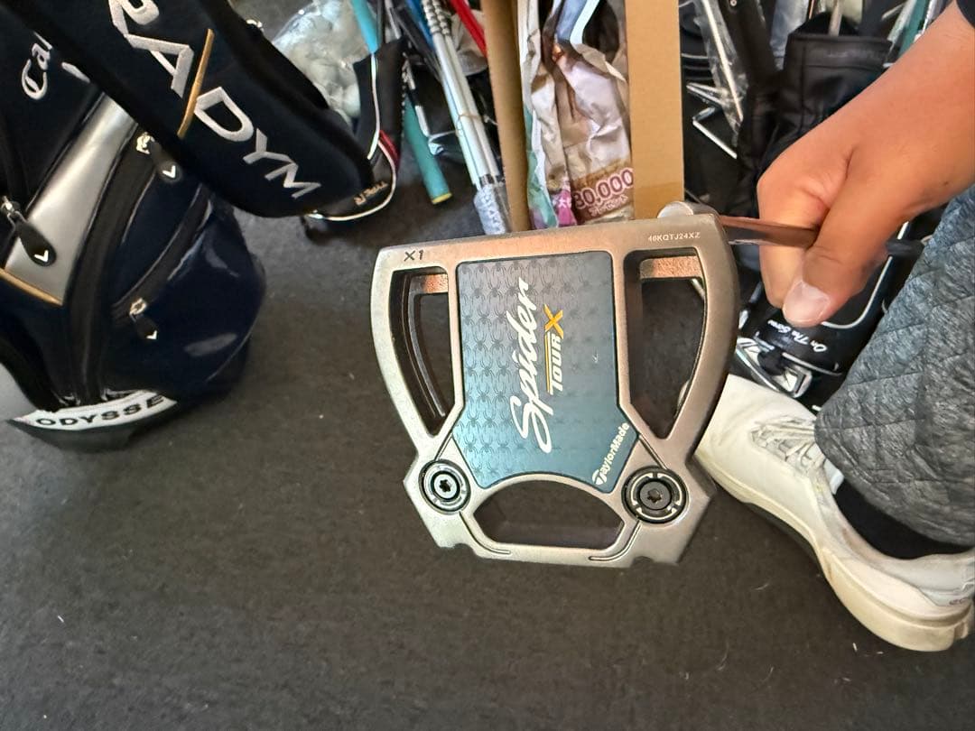 テーラーメイドスパイダーX 34インチ