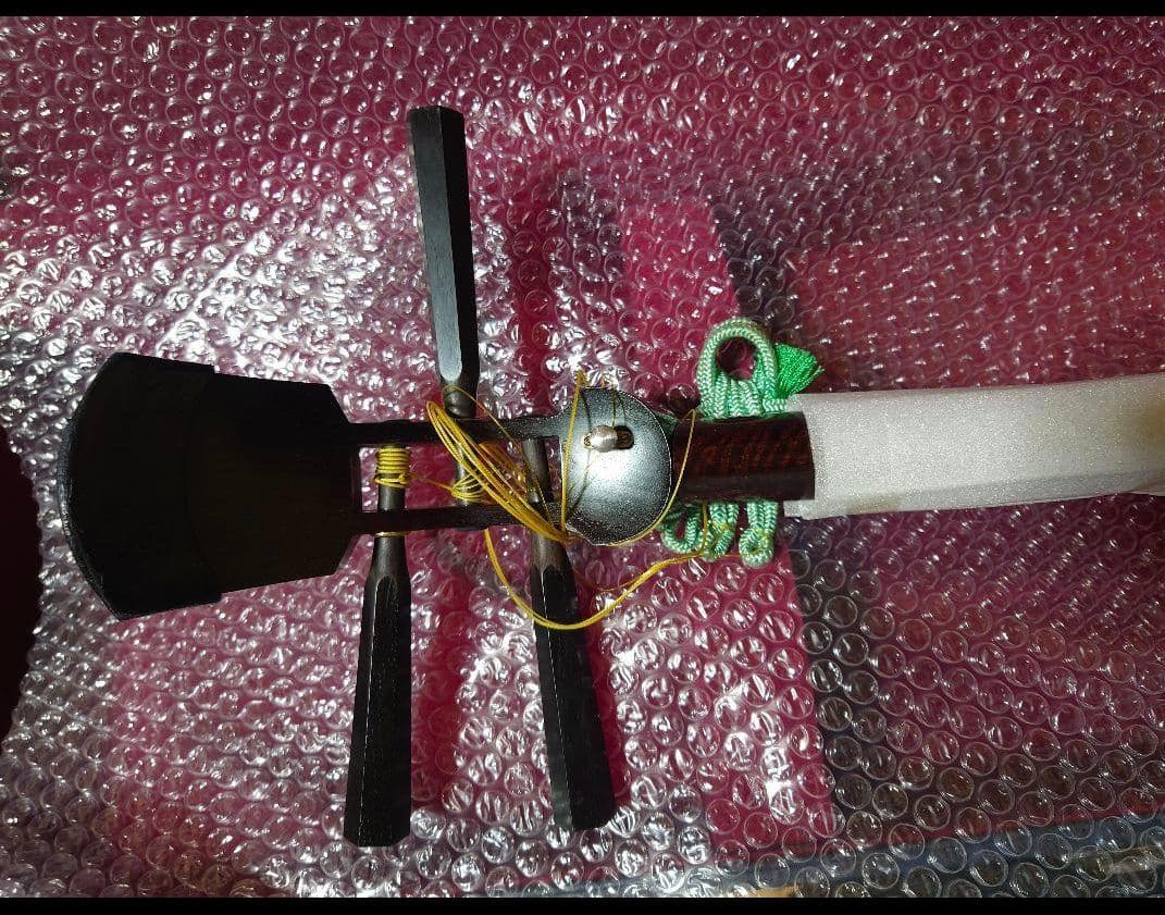 短棹三味線（棹全体に綺麗な虎斑あり）胴掛け付き　配送料¥1700込