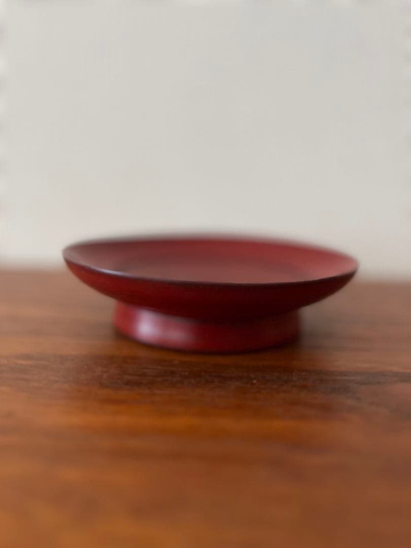 角有伊　漆器 椀 シンプルデザイン