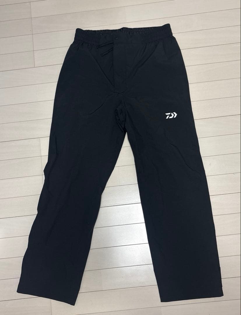 【新品未使用】Daiwa レインウェアセット (ジャケット・パンツ)