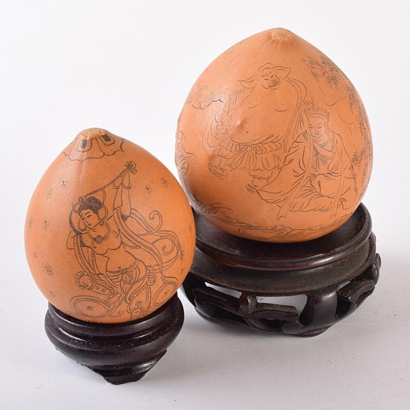 中国　漢詩西遊記刻　漢詩天女刻　丸瓢箪　唐木台付　2点　V　R7974