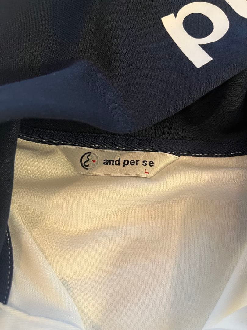 アンパスィ　and per se フーディー ネイビー/ホワイト