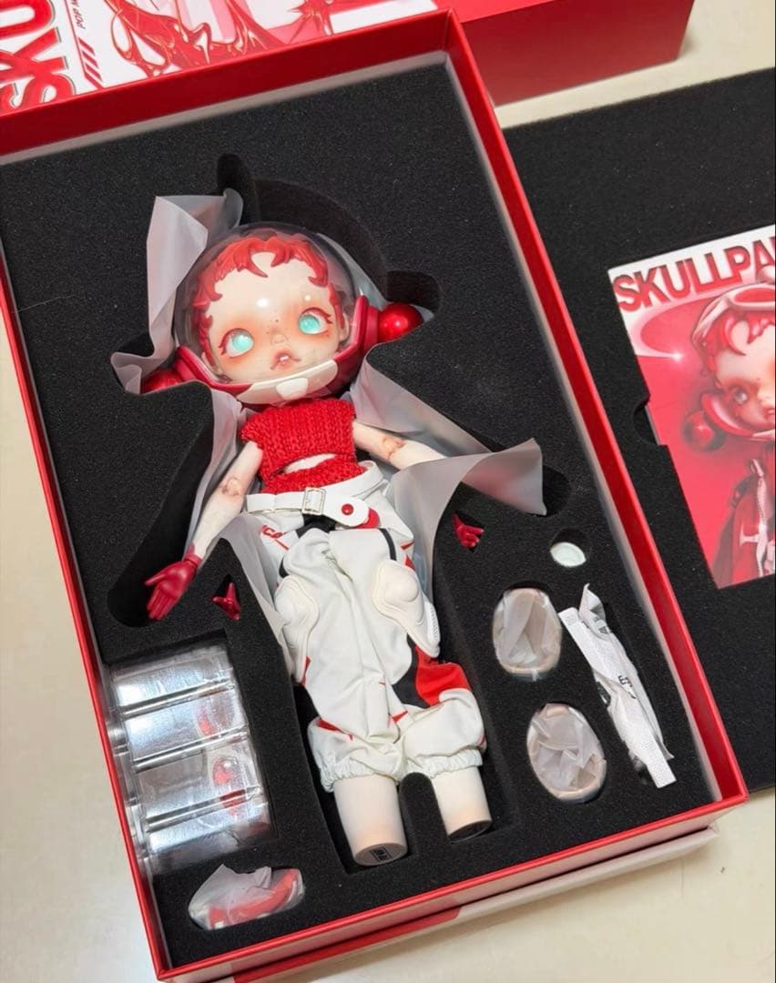 SKULLPANDA × DUCATI 1/6 Action Figure