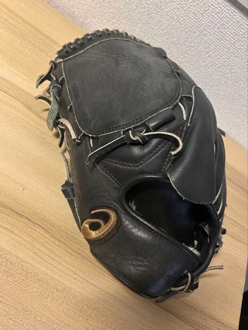 【最終値引き】アシックス左投手用グローブ