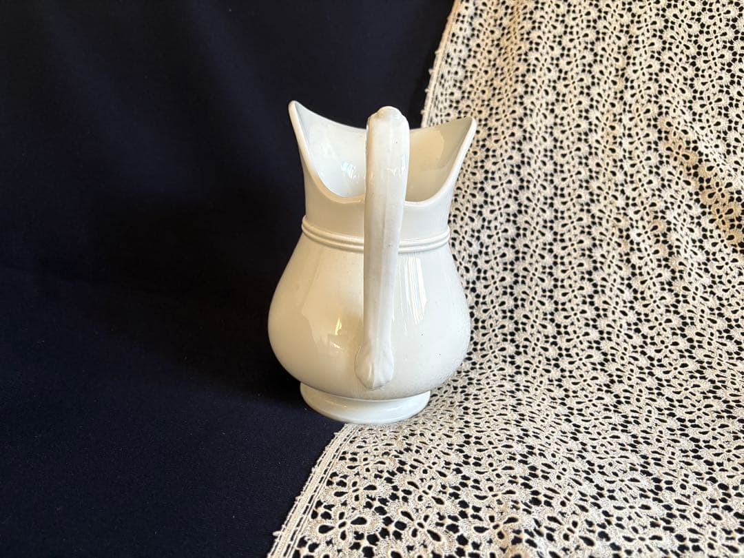 フランスアンティーク 美品 大きめ白いピッシェ サンタマン窯