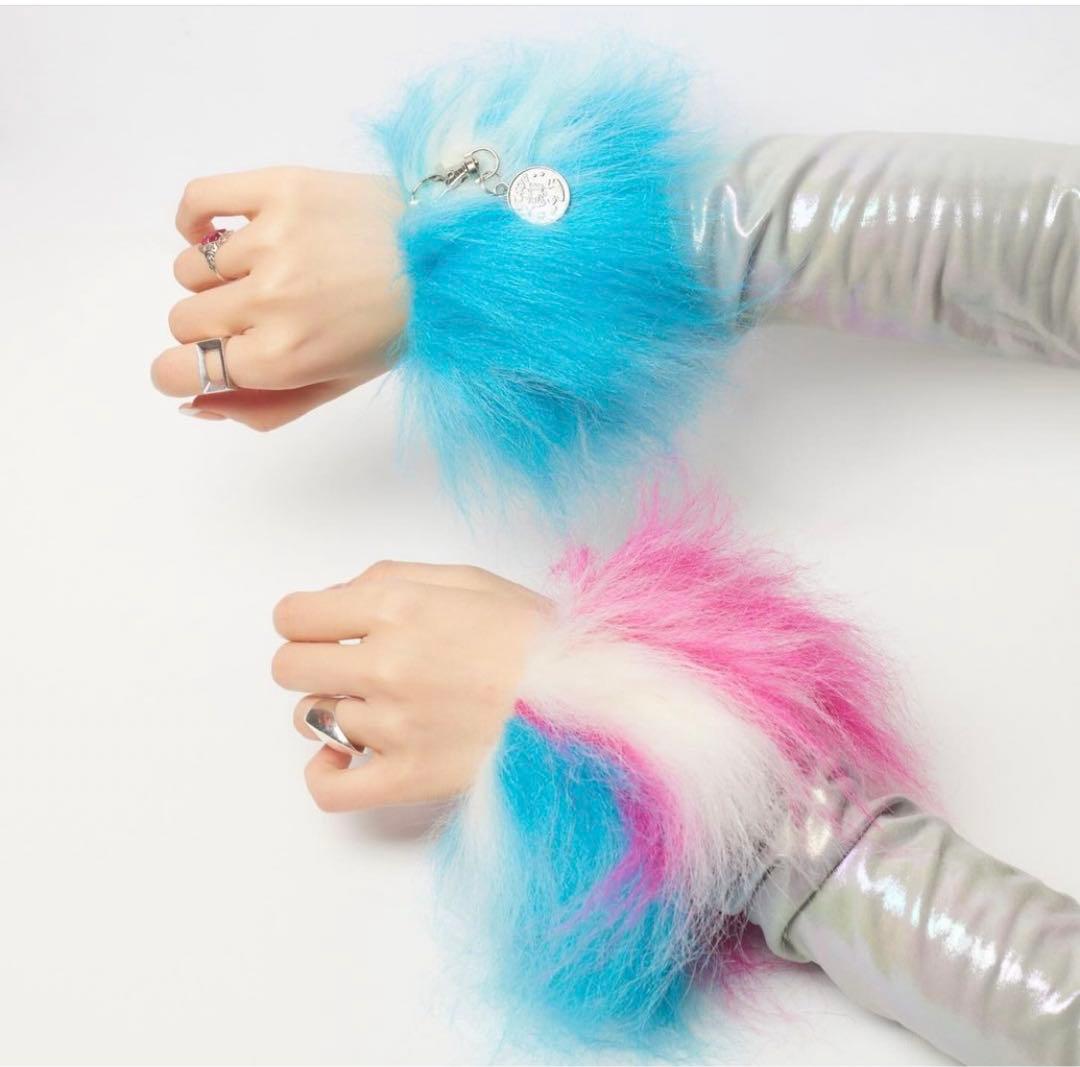 ずとまよ MASU ACAねさん手書きNO. 70ファーフード&リストバンド