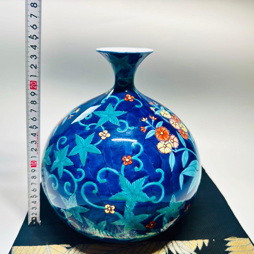 有田焼　藤井錦彩　伝統工芸作家　染錦花絵　花瓶　花入り