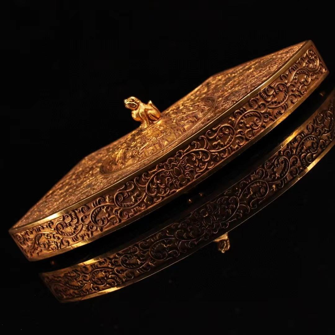 中国古美術・珍蔵硯台・古い純銅鎏金细密彫・純手作り・彫刻・置物・文房具・案頭