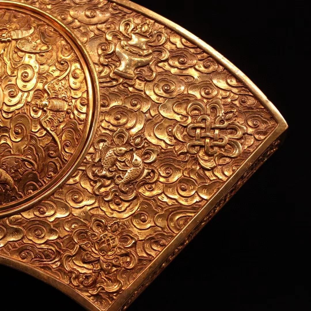 中国古美術・珍蔵硯台・古い純銅鎏金细密彫・純手作り・彫刻・置物・文房具・案頭