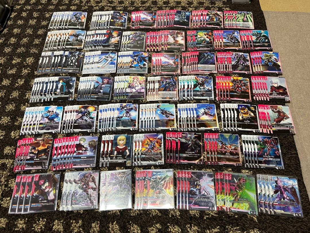 ヒ*シ様 ガンダムカードゲーム　1000枚以上　まとめ売り