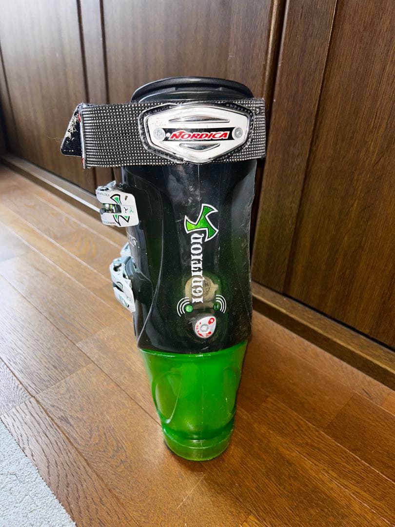 s*r様 Nordica NXT Charger スキー用ブーツ