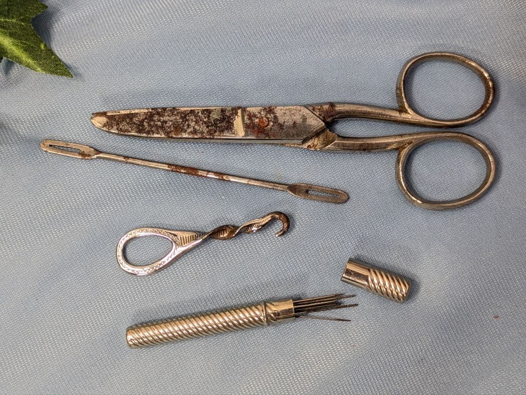 イギリス アンティーク ソーイングセット ケース付き