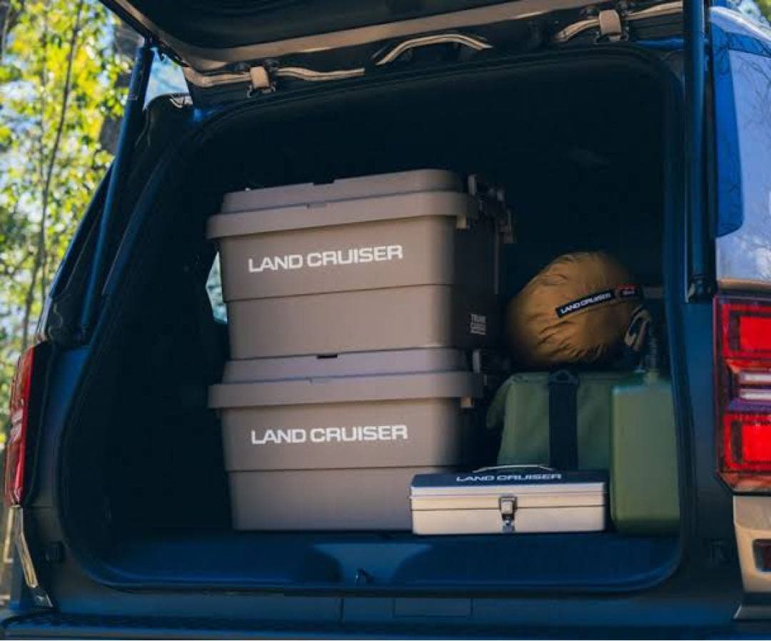 ランクル　トランクカーゴ