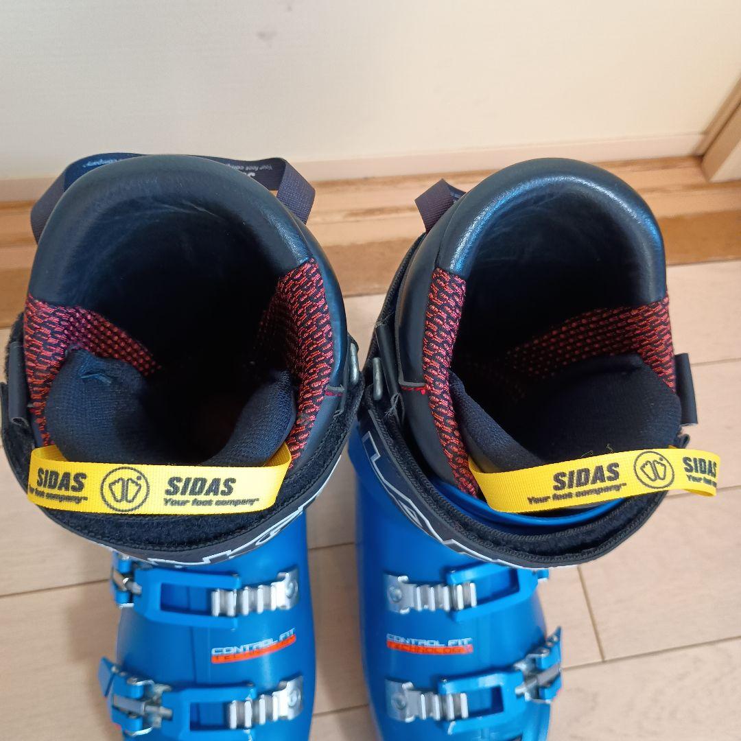 ●LANGE スキーブーツ RS 120 SC