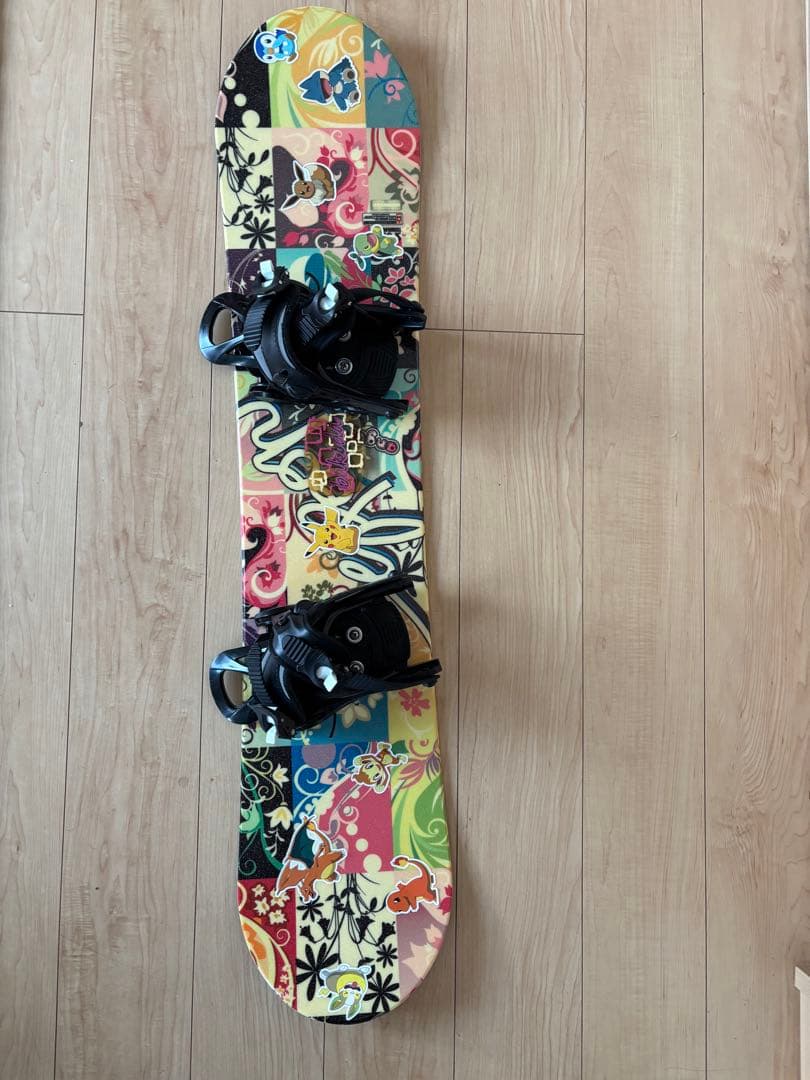 レンタルするよりお得です‼️ キッズスノーボード5点セット