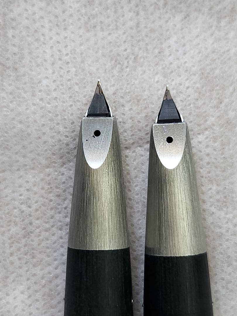 LAMY2000 万年筆 2本セット（EF・F）