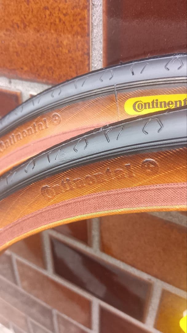 希少 20インチ（406）タイヤ　 2本セット