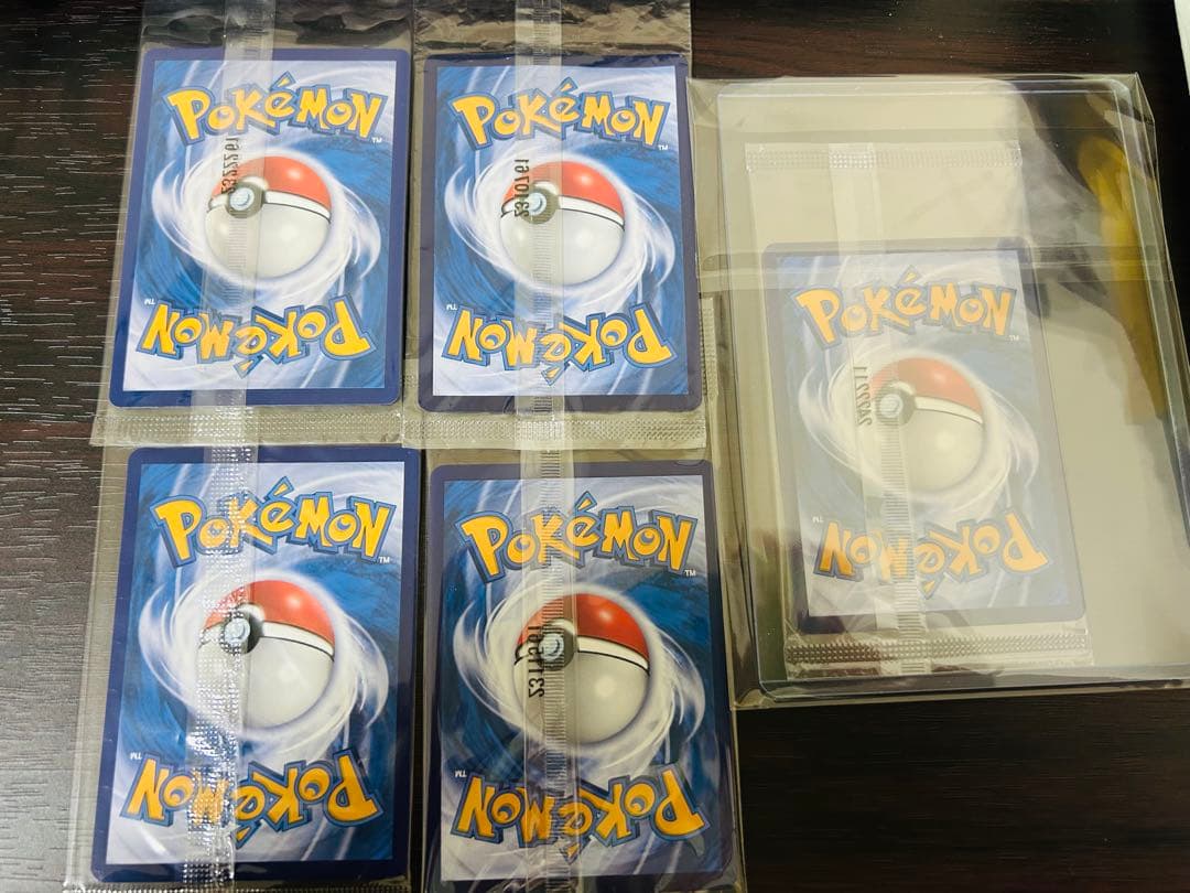 バティックシャツのピカチュウ 5枚セット