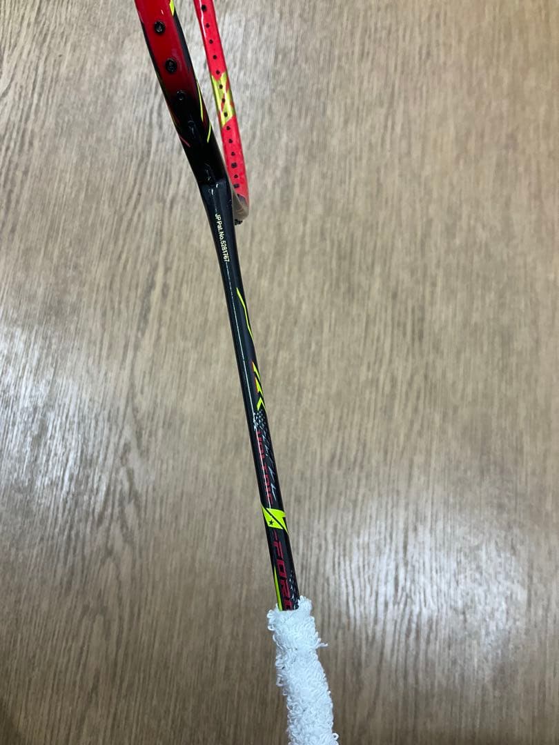 YONEX ヨネックス　ボルトリックリンダンフォース 3UG5 ジャンク品