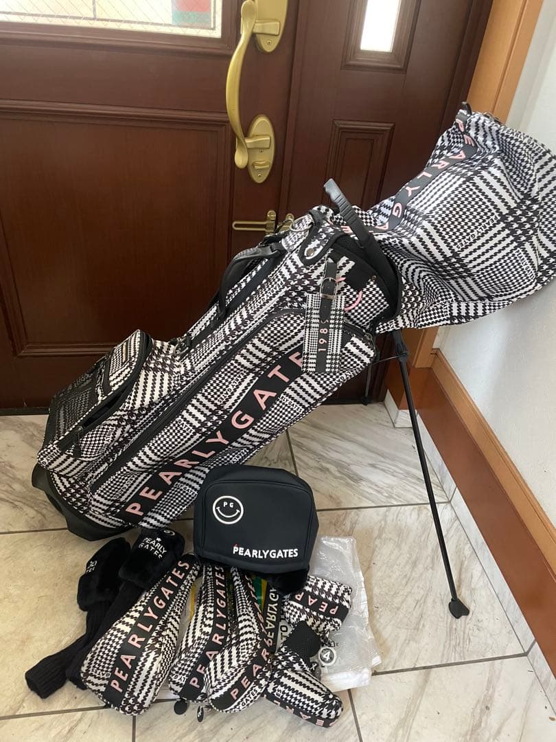 (2／11まで)PEARLY GATES キャディバッグ ヘッドカバーセット