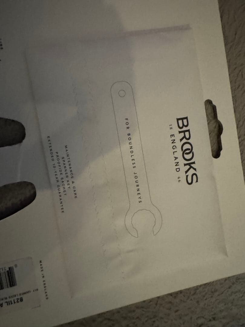 セール今月いっぱいまで! BROOKS B17 ブラック サドル