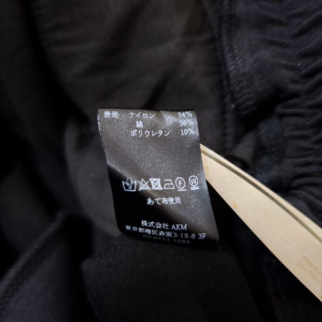 未使用級 1PIU1UGUALE3 GOLF ストレッチジャージセットアップⅤ黒