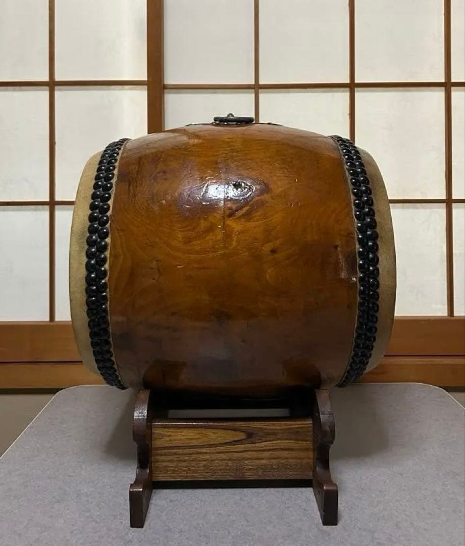 【値下げ✨和太鼓】長胴太鼓1尺1寸　天然木胴くり抜き（台座付き）