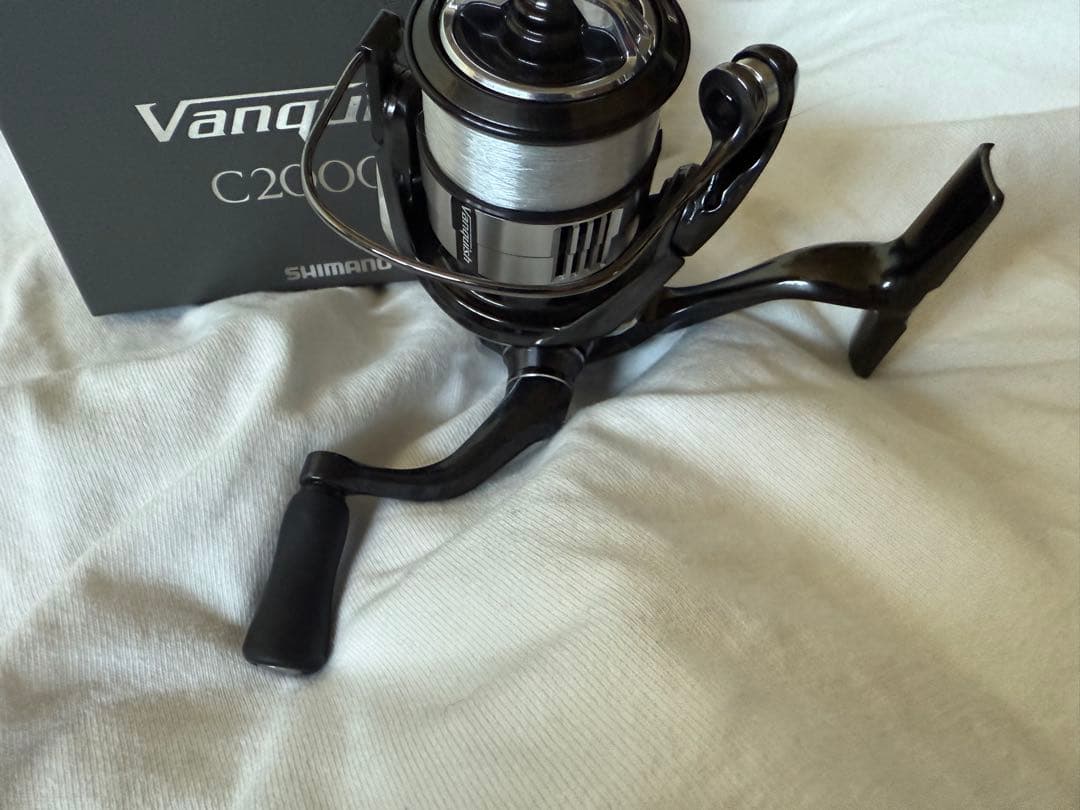 23 Vanquish C2000S スピニングリール 箱付き