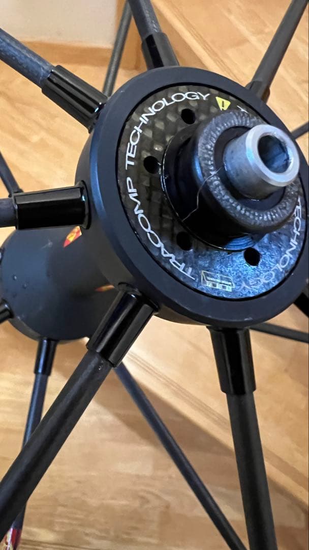 Mavic R-SYS SLR クリンチャー カーボンスポーク カンパニョーロ