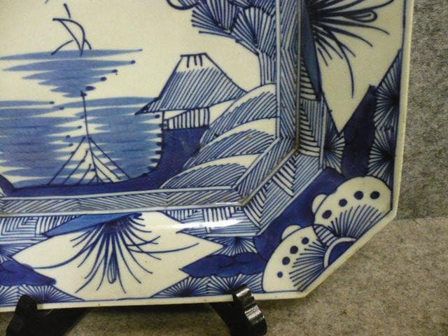 伊万里 線描き 海辺風景 染付 角皿 [B31385]