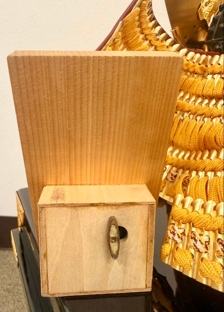 アンティーク ヴィンテージ 大鍬形之兜 五月人形 兜飾り大鼓装飾 金色 武具DD