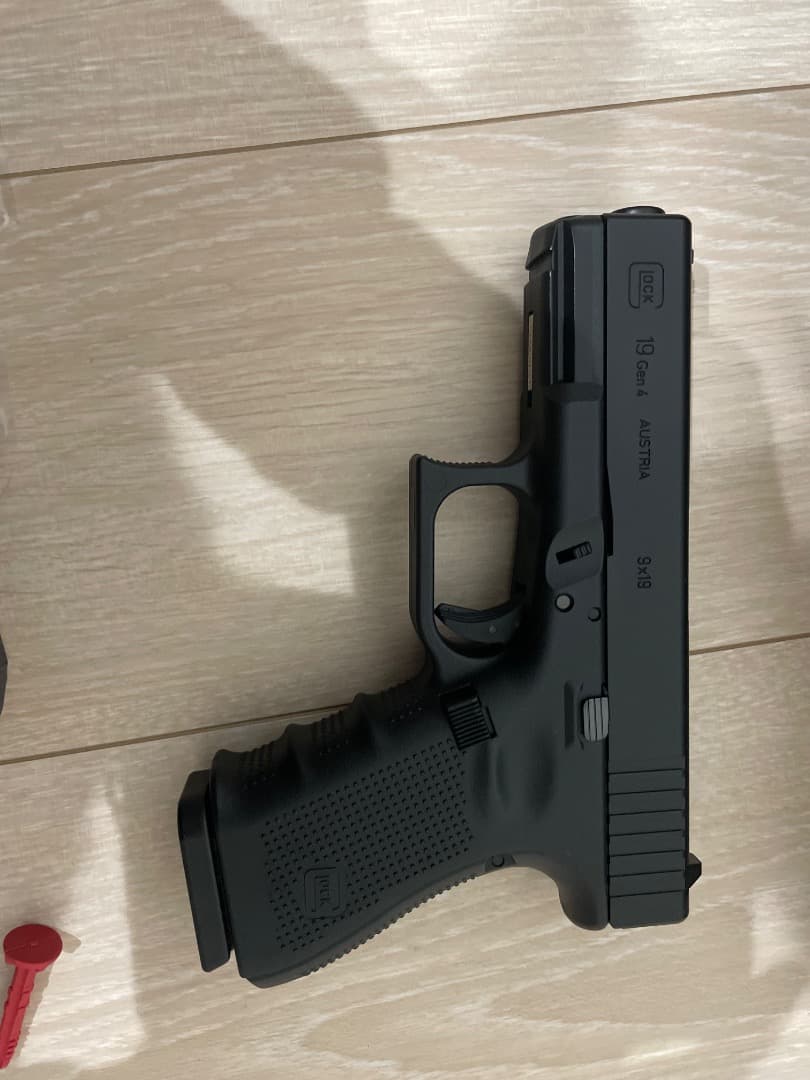 東京マルイ　グロック19 gen4