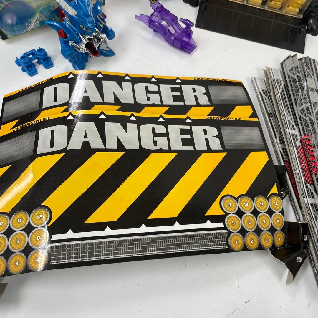 クロスファイトビーダマン ブレイクボンバー対戦セット