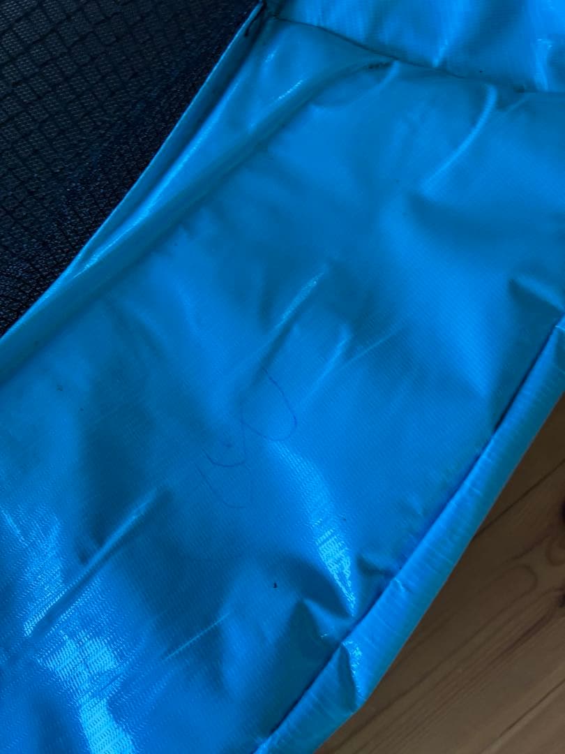 トランポリン　室内