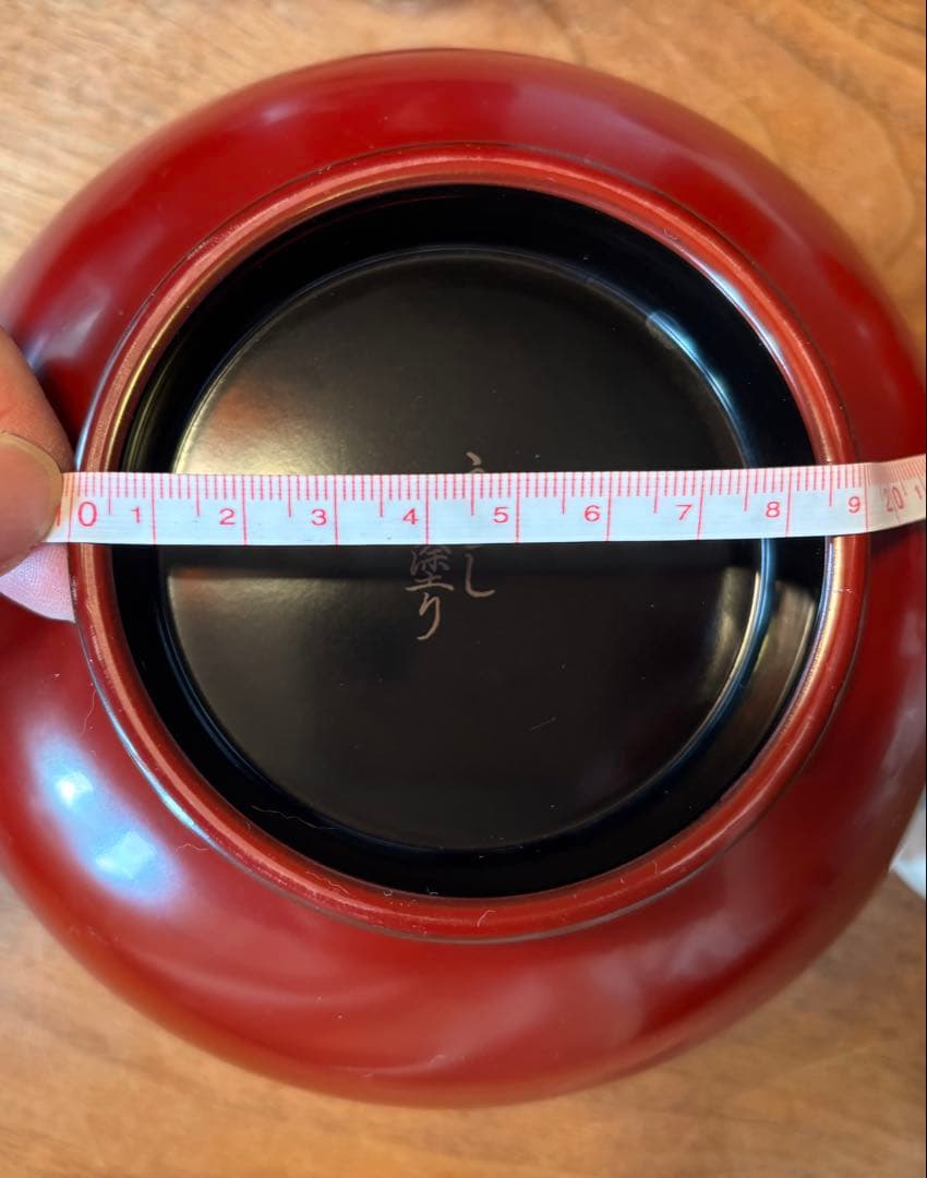 深みのある赤色　手塗り漆器汁椀　大きめ2個セット