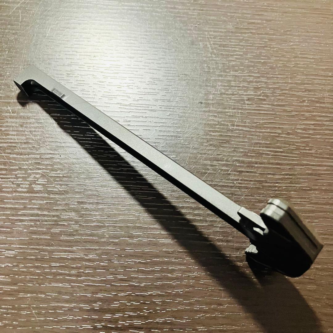 トイガン Aero precision type charging handle