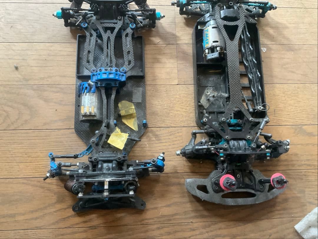 カーボンファイバー ダブルシャシー ラジコンカーまとめ売り