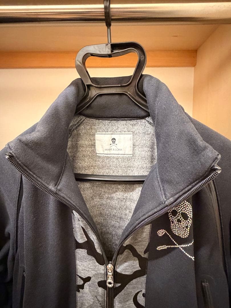 マークアンドロナ　ジャージセットアップ