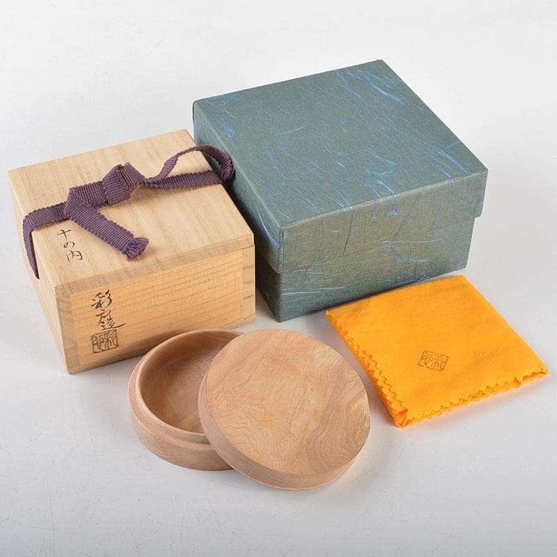 茶道具　彩戸造　高桐院楓古木使用　丸香合　紫野松長剛山極め箱　C　R5740