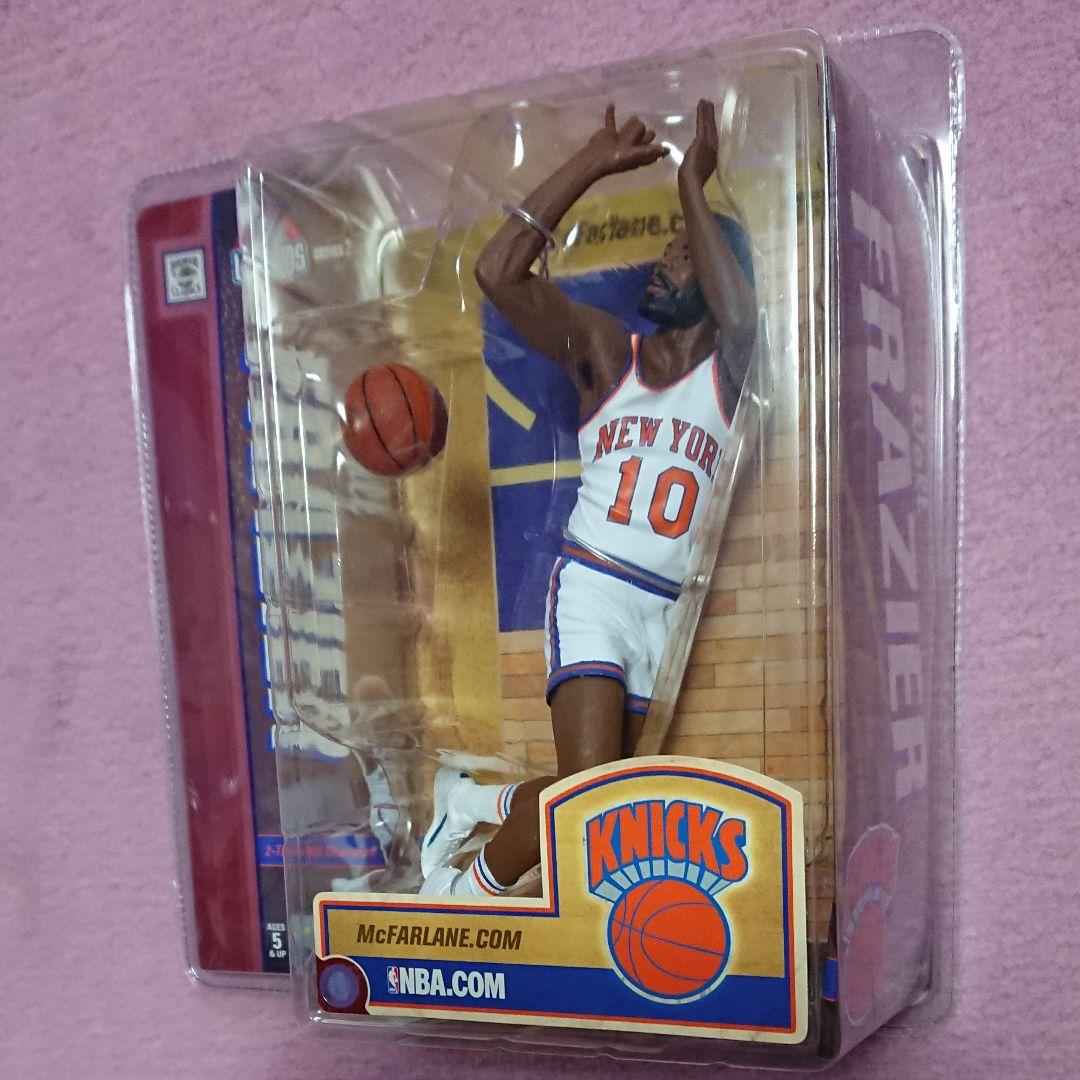 NBA ウォルト・フレイジャー フィギュア