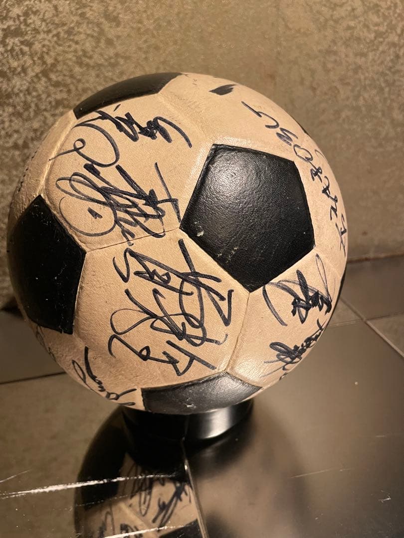 最終値下　Jリーグガンバ大阪サイン入りサッカーボール　1993年