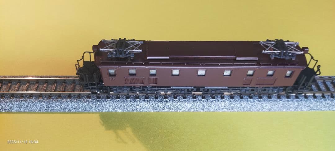 ワールド工芸製Ｎゲージ塗装済完成品　国鉄ＥＦ11型電機機関車　茶色