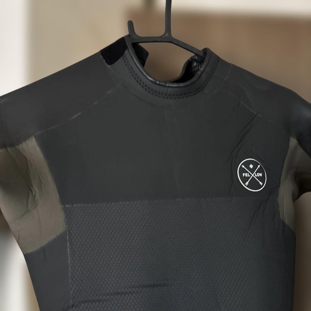 FELLOW セミドライ 5×3mm ウェットスーツ　160B