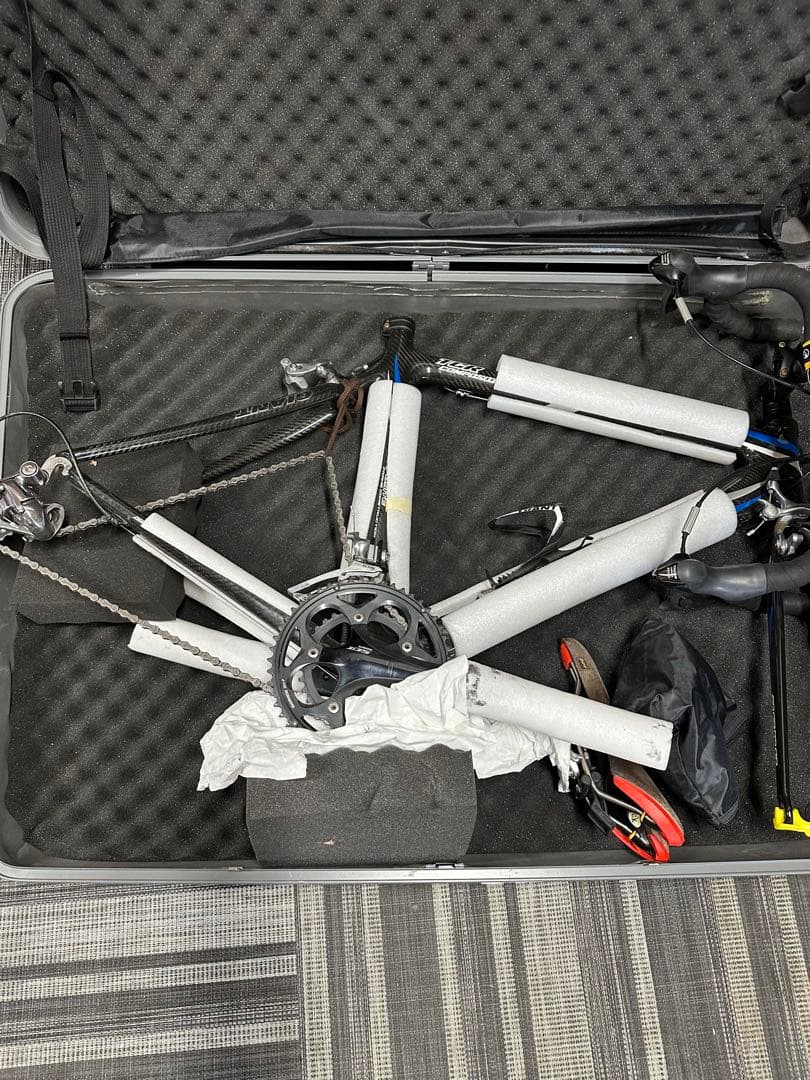 ◆ジャイアント◆ フルカーボン、105.デュラエース、軽量、極上、ケースおまけ、