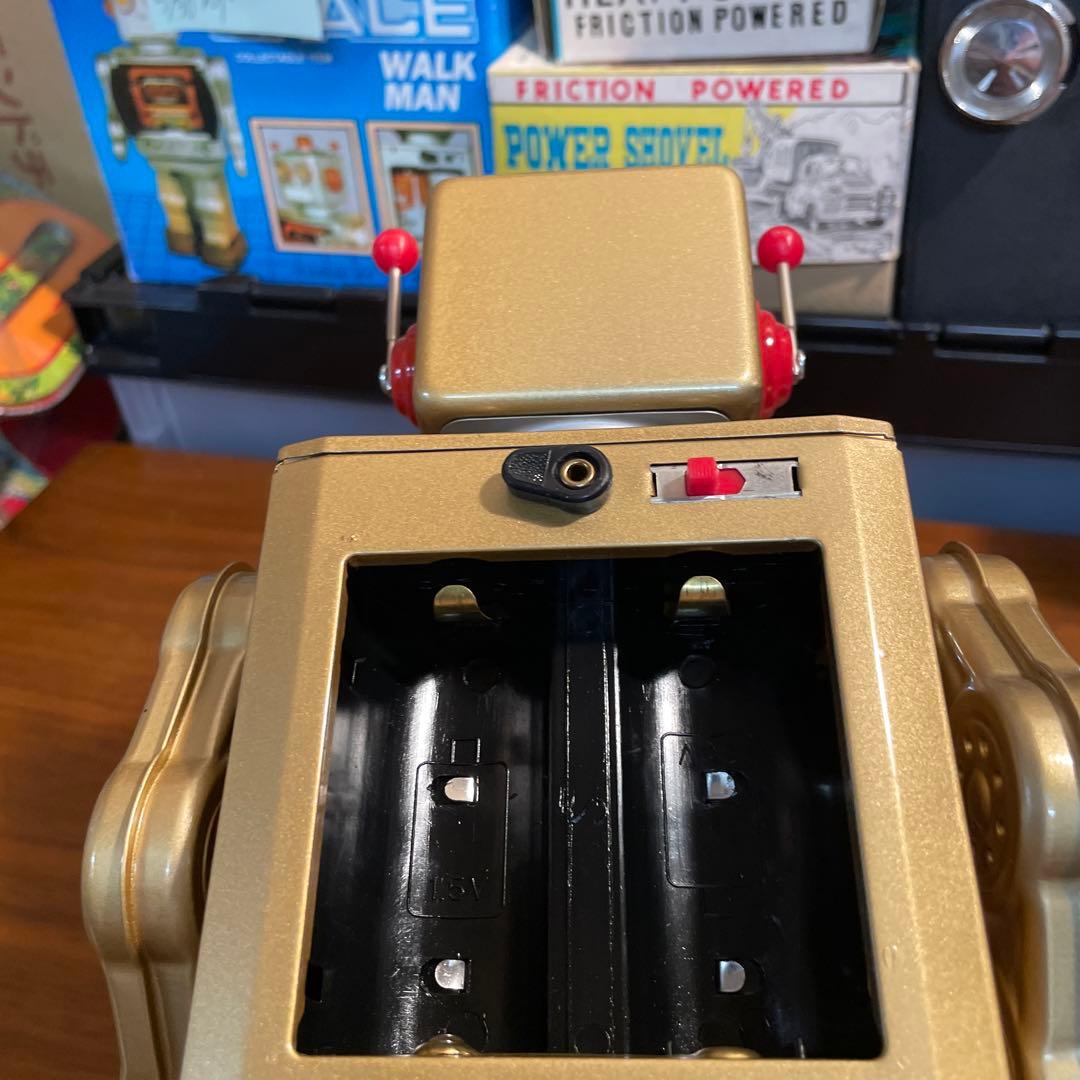 新品保管品メタル社ギアロボ未使用シルバー&ゴールド（A社無在庫転売屋に注意して）