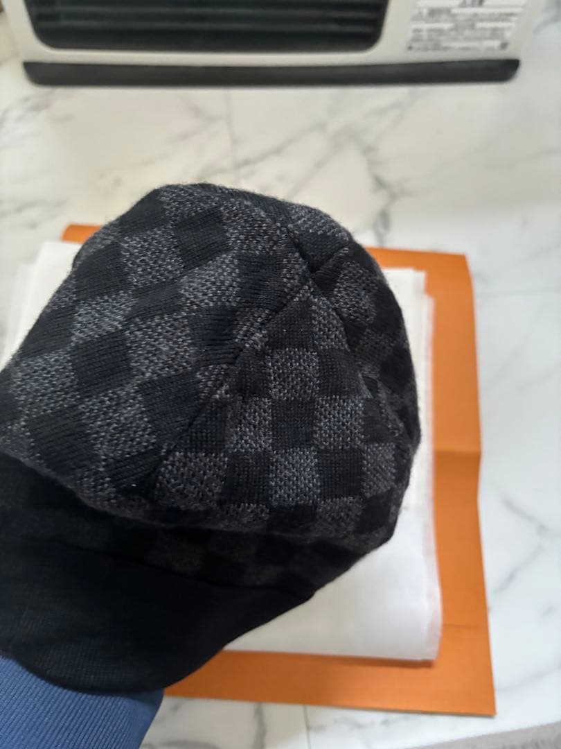 LOUIS VUITTONニット帽